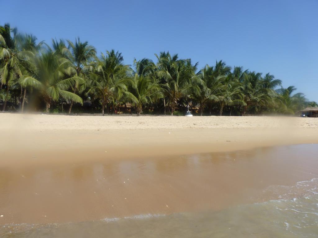 Tama Lodge M'Bour Buitenkant foto