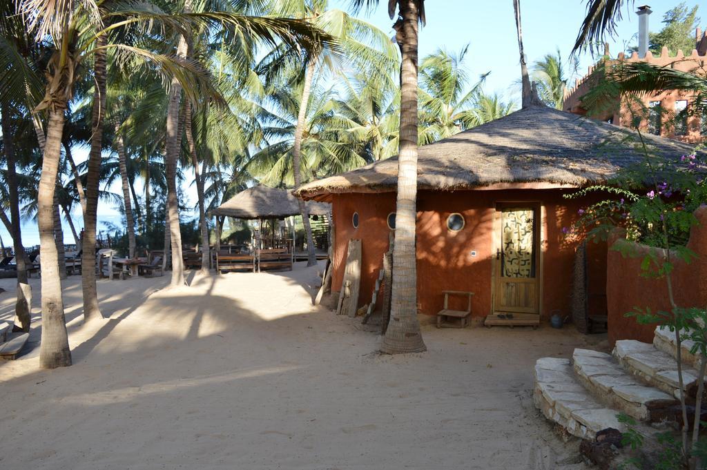 Tama Lodge M'Bour Buitenkant foto