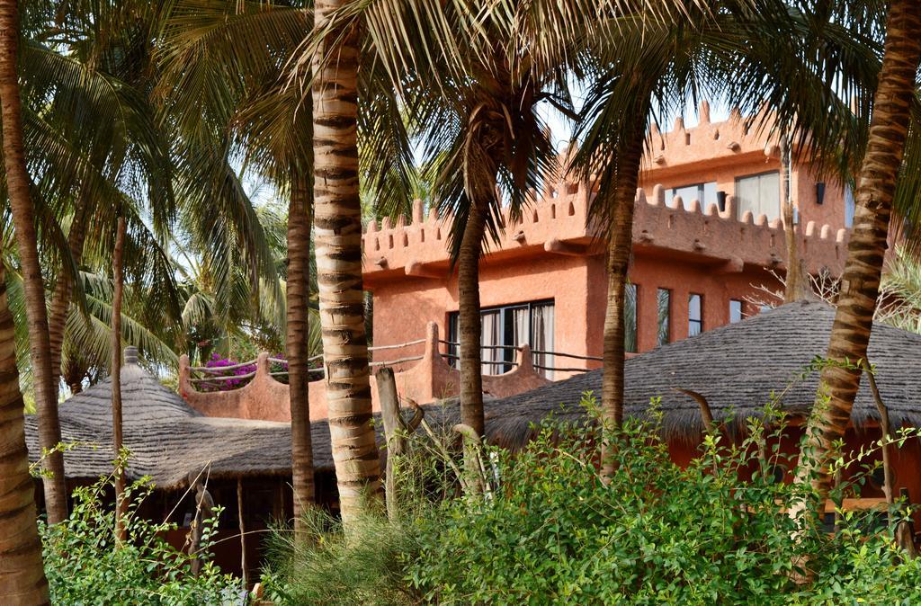 Tama Lodge M'Bour Buitenkant foto